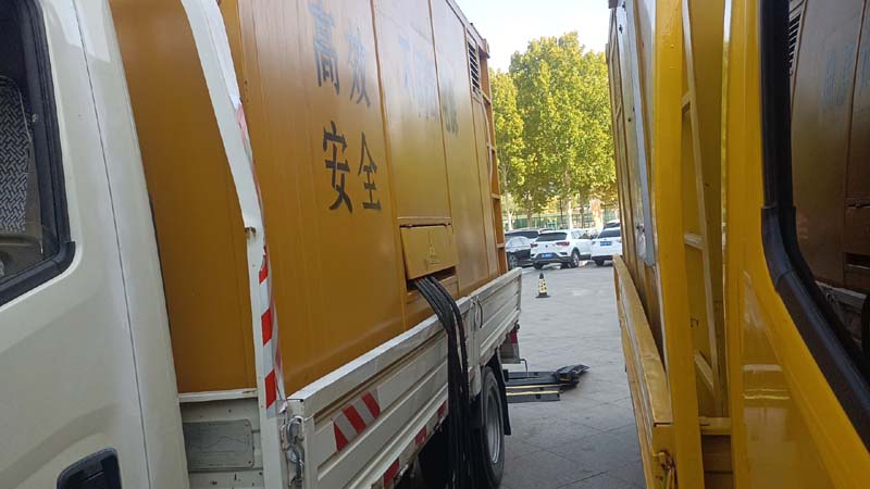 全州如何判断柴油发电机组和UPS电源的切换时间是否符合要求？